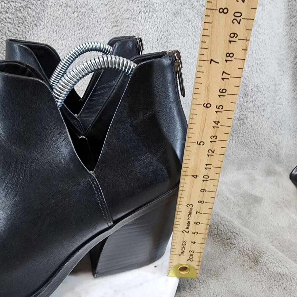 Vince Camuto Shoes Womens Size 9 Black Leather Ankle Booties *GUC* - Picture 2 of 12